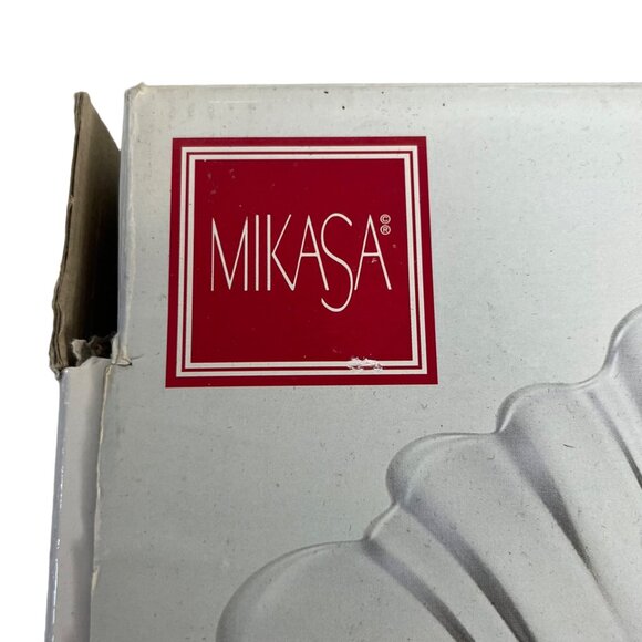 Mikasa Winter Dreams 10.75" Bowl Frosted Glass Christmas - Picture 6 of 9